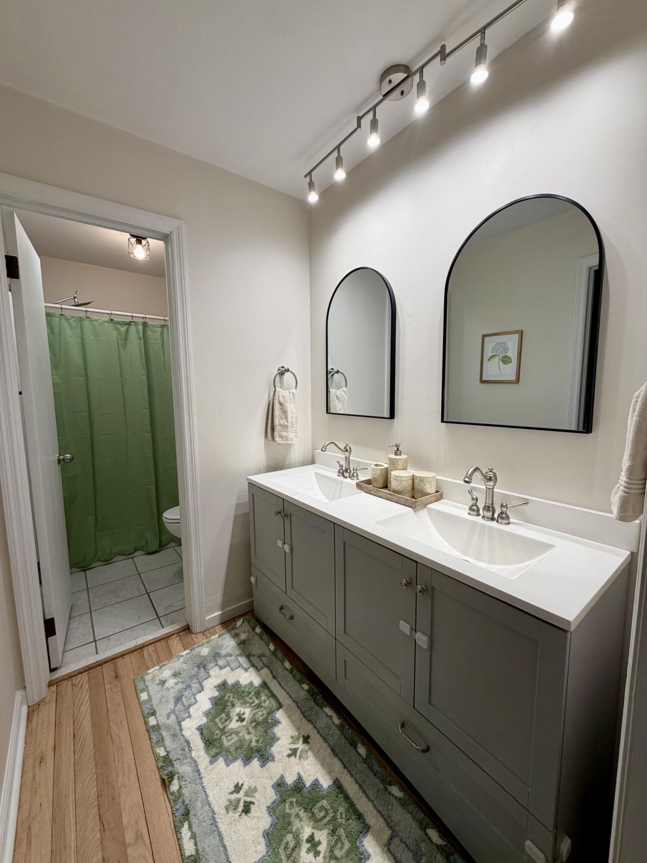 868 Melrose Drive Photo 9