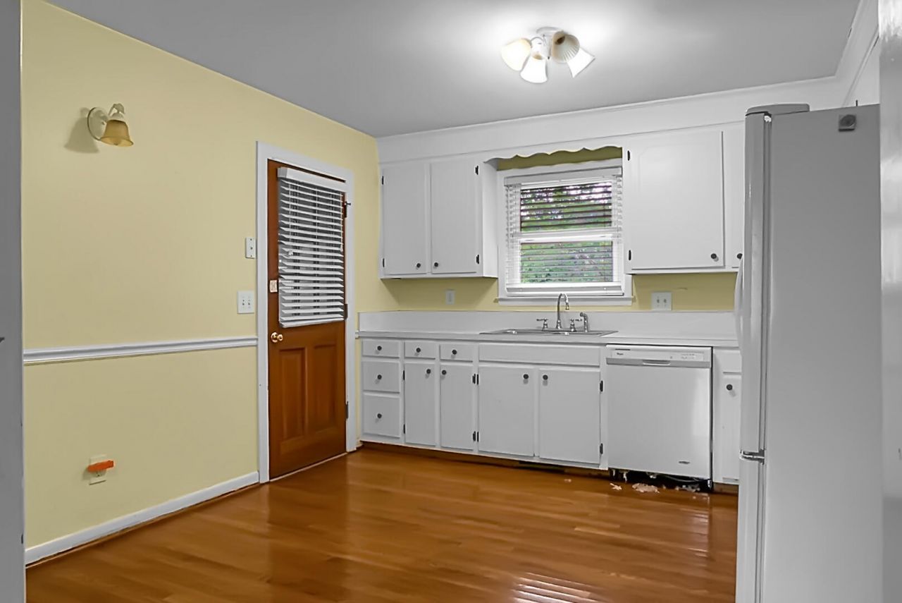 1046 Birchdale Drive Photo 14