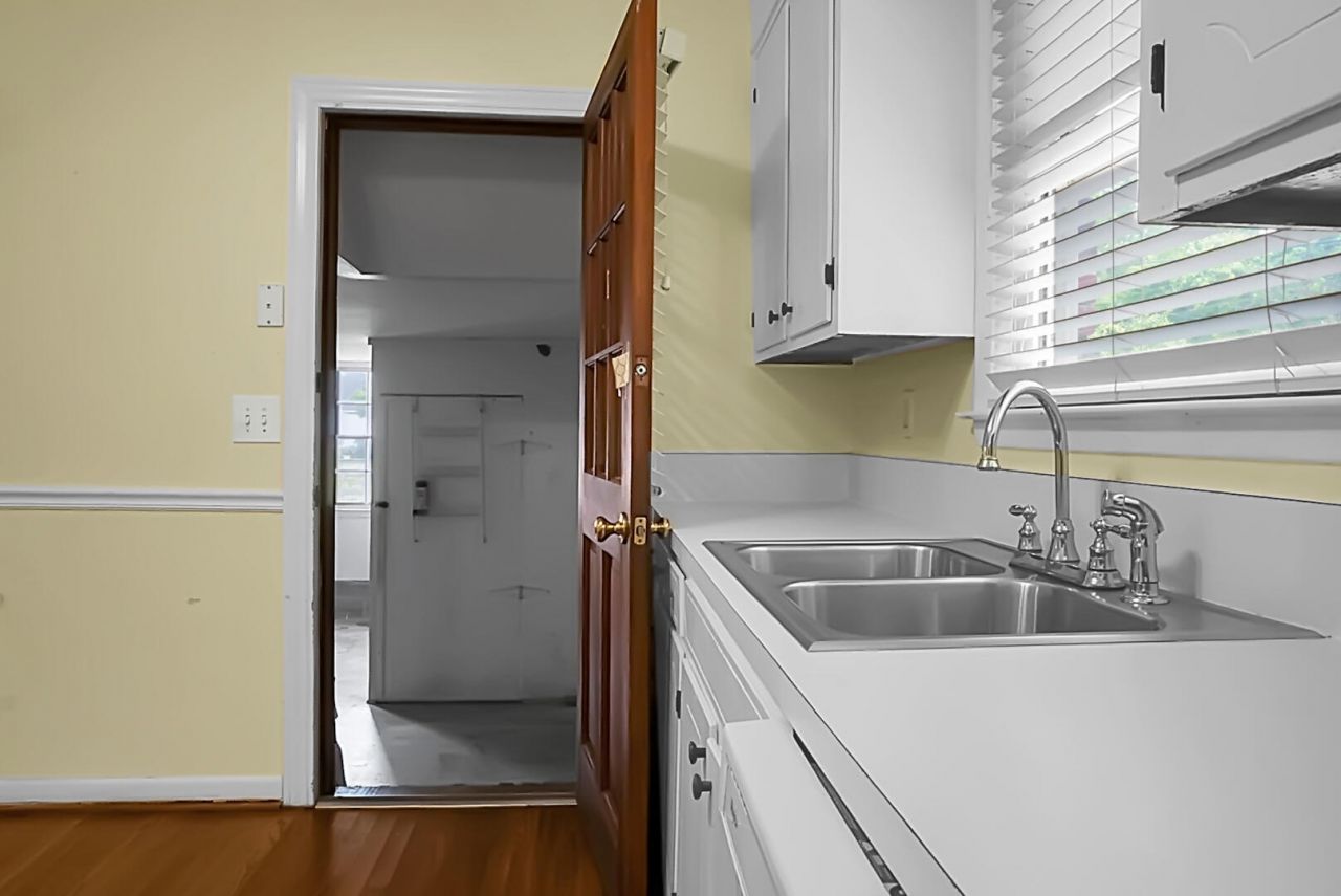 1046 Birchdale Drive Photo 15