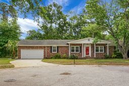 1046 Birchdale Drive photo 4