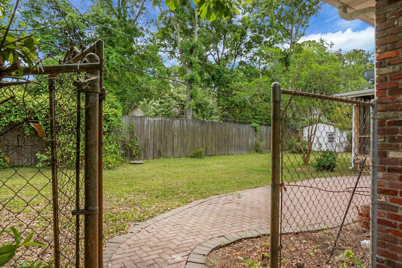 1046 Birchdale Drive Photo 39