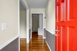 1046 Birchdale Drive photo 4