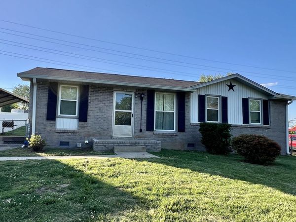 2806 Driftwood Dr , Springfield, TN 37172