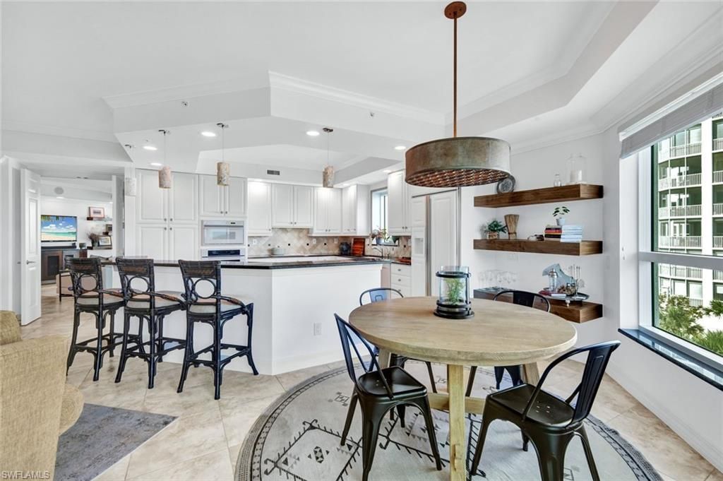 295 Grande Way , Unit 306, Naples, FL 34110 Photo