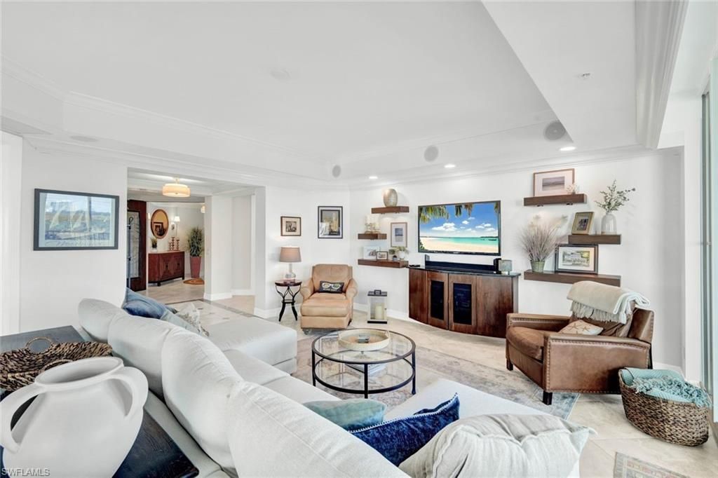 295 Grande Way , Unit 306, Naples, FL 34110 Photo