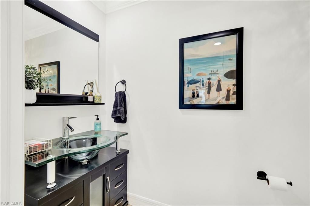 295 Grande Way , Unit 306, Naples, FL 34110 Photo