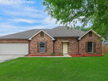 209 Silver Creek Circle, Lafayette, LA 70508