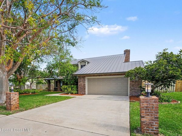 568 Rio Casa Drive N , Indialantic, FL 32903