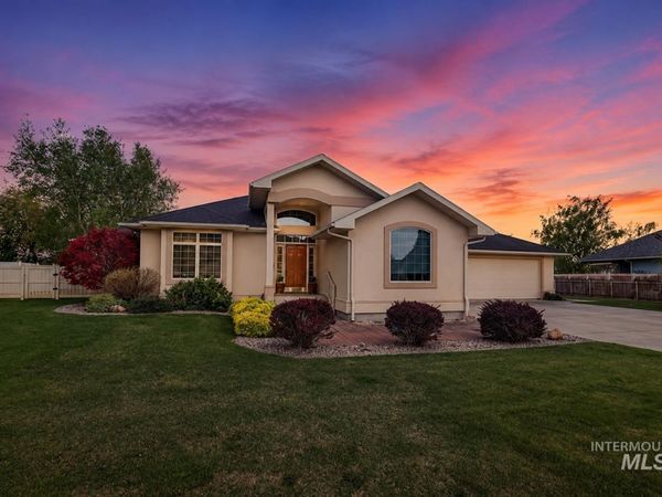 389 Greenbrier Dr, Heyburn, ID 83336