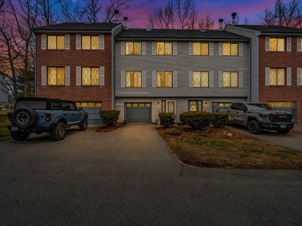 20 Vanden Road, Merrimack, NH 03054