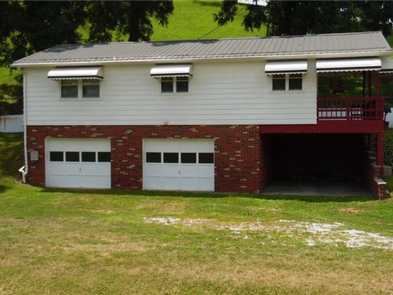 21569 State Route 16, Coshocton, OH 43812 Photo 1