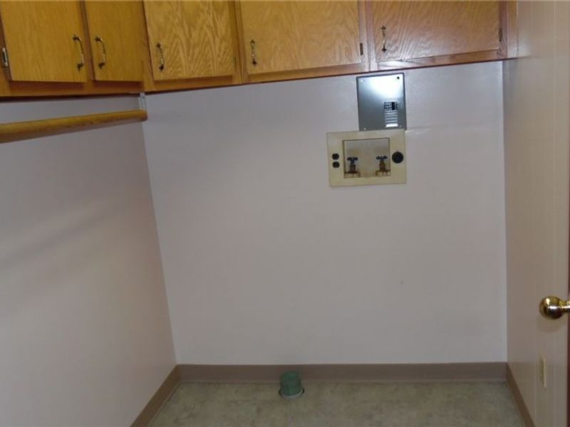 21569 State Route 16, Coshocton, OH 43812 Photo 7