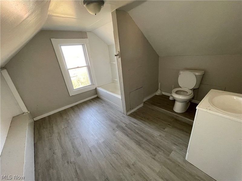 3692 E 117th Street , Cleveland, OH 44105 Photo 25