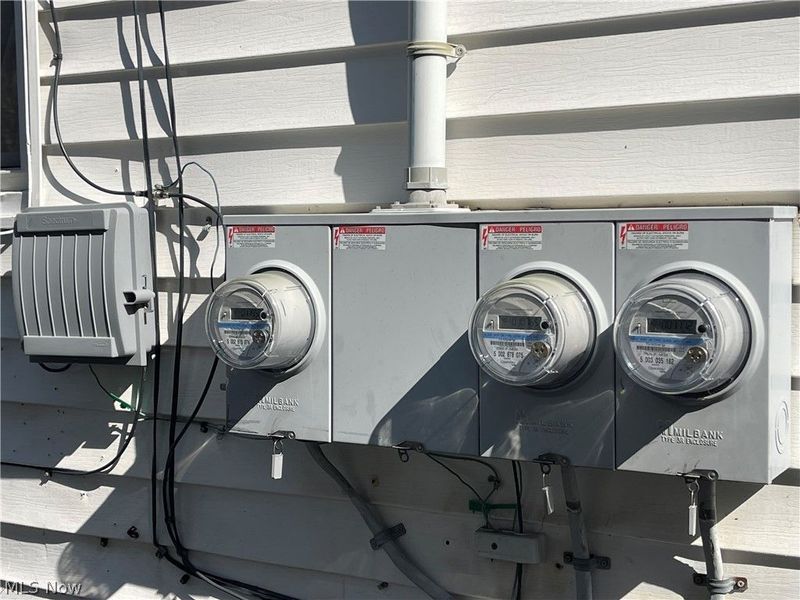 3692 E 117th Street , Cleveland, OH 44105 Photo 6