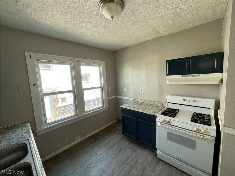 3692 E 117th Street , Cleveland, OH 44105 Photo 9