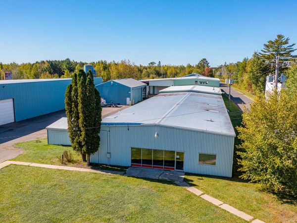 4097 Highway 53 , Eveleth, MN 55734