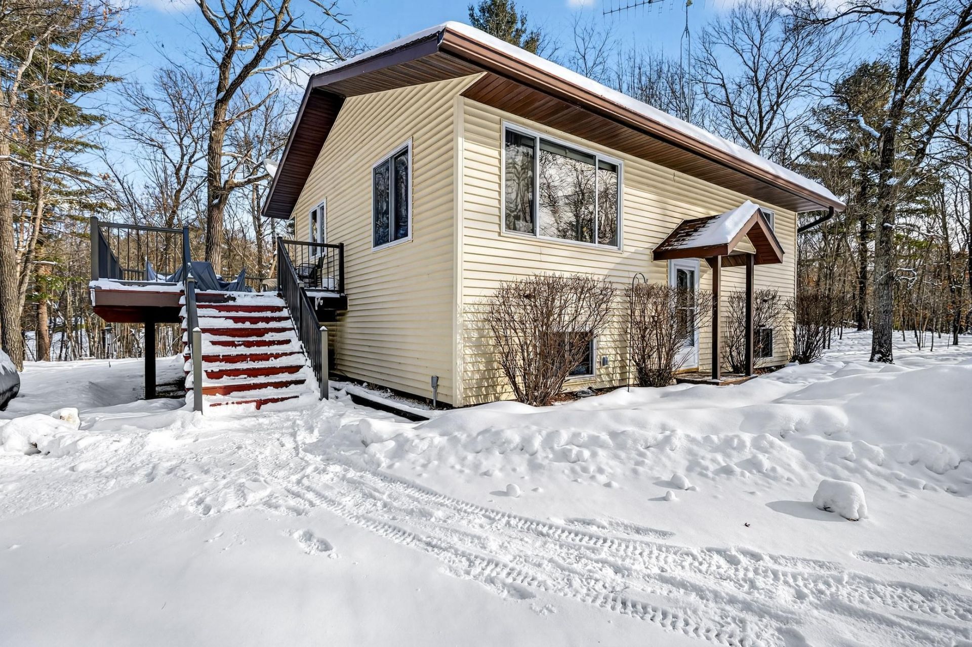N6450 Ellsworth Lake Dr. , Spooner, WI 54801