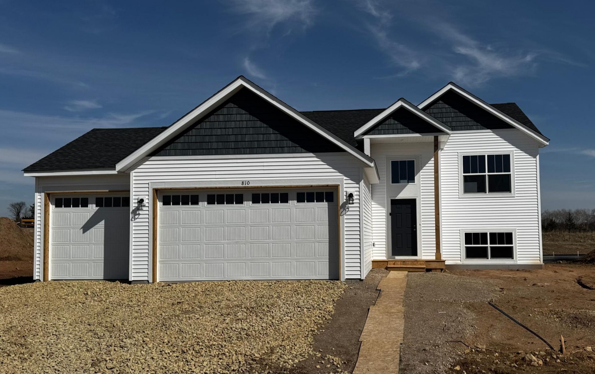 810 Fox River Road , Somerset, WI 54025