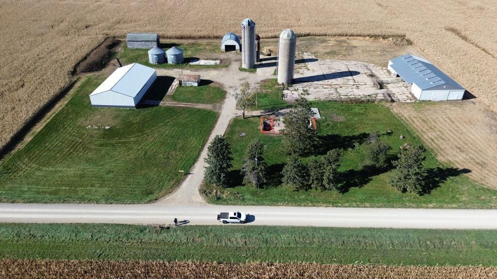 53663 200th Avenue , West Concord, MN 55985