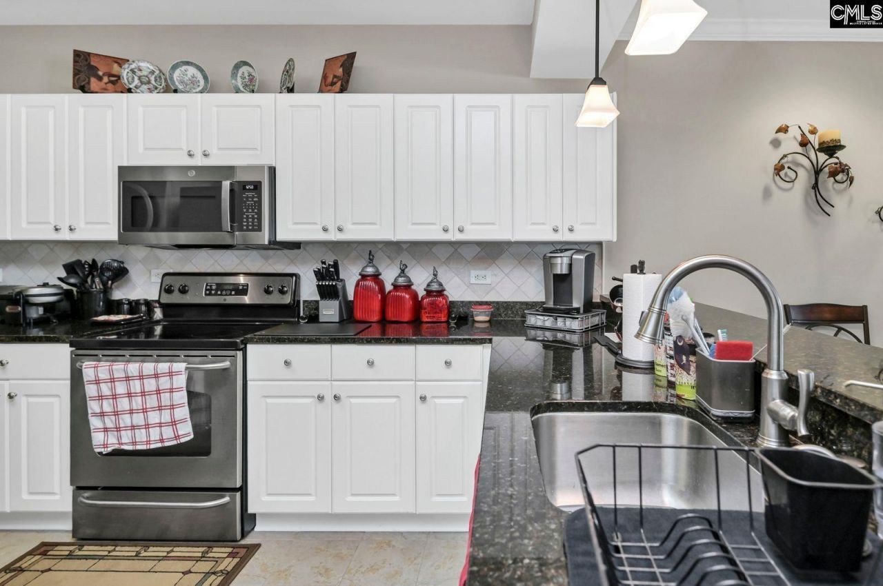 900 S Stadium Drive  Photo 13