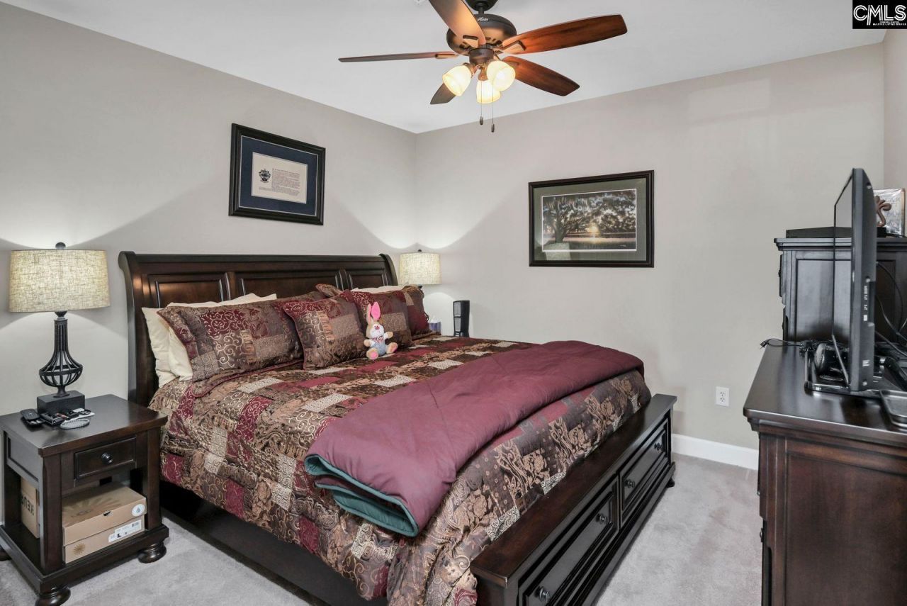 900 S Stadium Drive  Photo 17