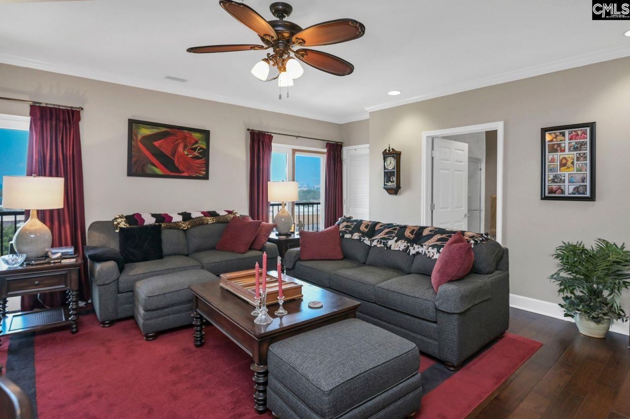 900 S Stadium Drive  Photo 5