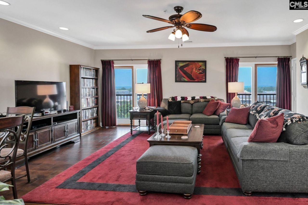 900 S Stadium Drive  Photo 8