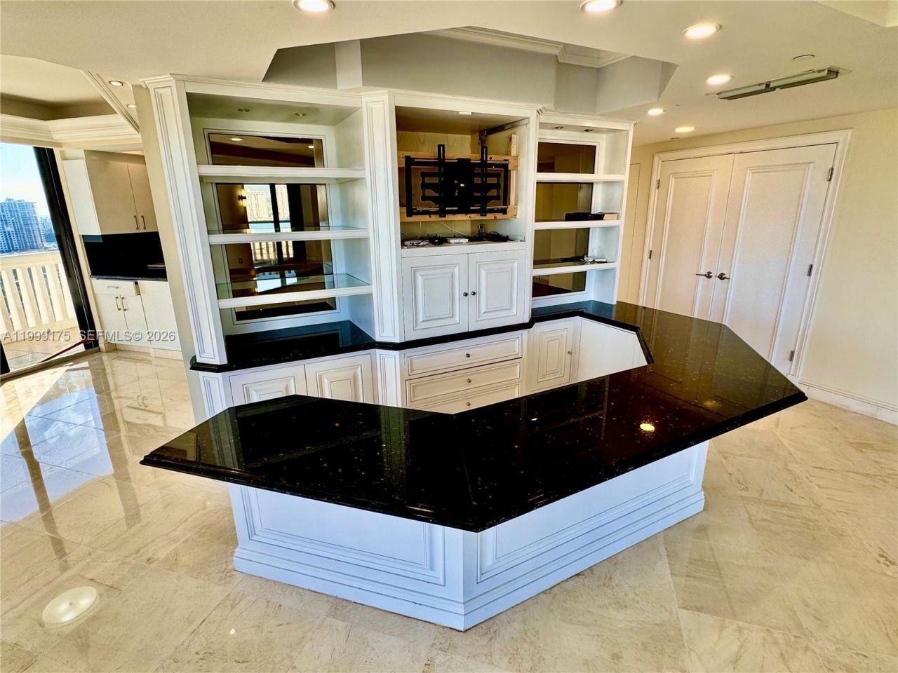 2000 Island Blvd , Unit 1801, Aventura, FL 33160 Photo