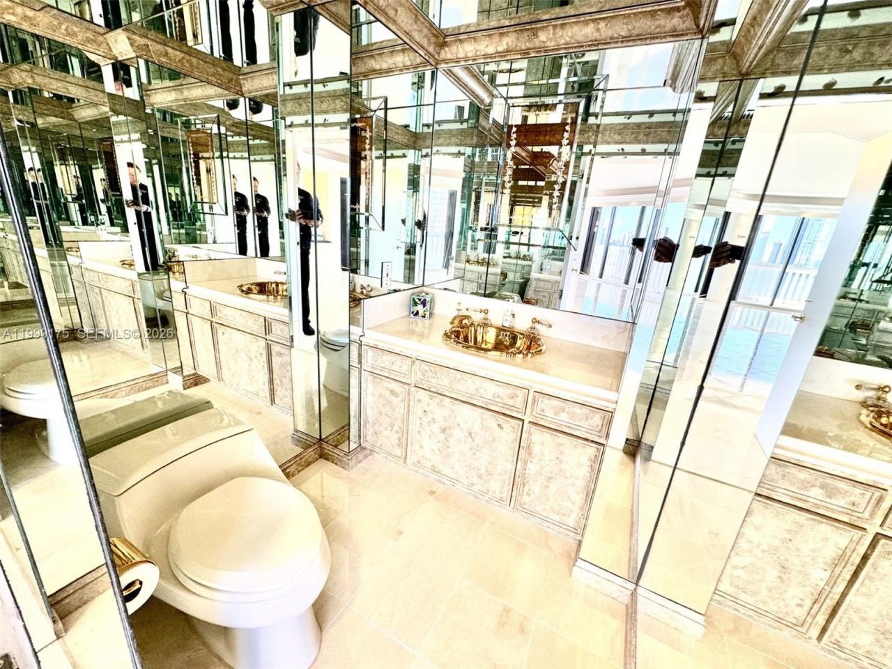 2000 Island Blvd , Unit 1801, Aventura, FL 33160 Photo