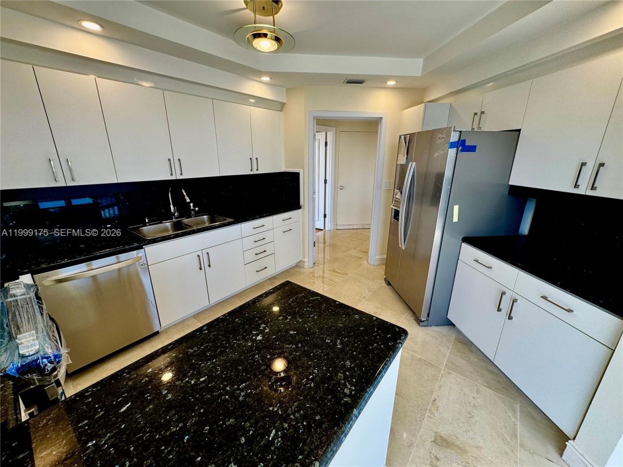 2000 Island Blvd , Unit 1801, Aventura, FL 33160 Photo