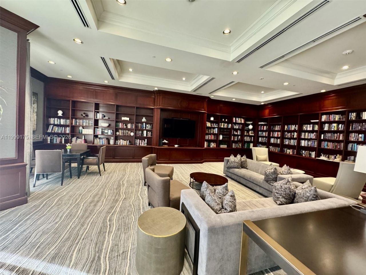 2000 Island Blvd , Unit 1801, Aventura, FL 33160 Photo