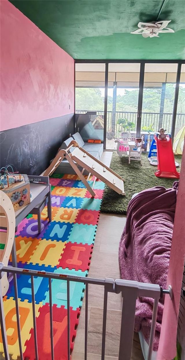 2802 N 46 Ave , Unit 520B, Hollywood, FL 33021 Photo