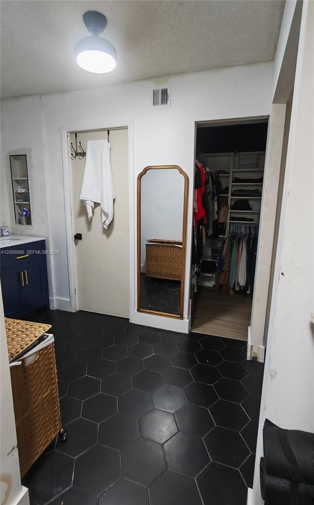 2802 N 46 Ave , Unit 520B, Hollywood, FL 33021 Photo