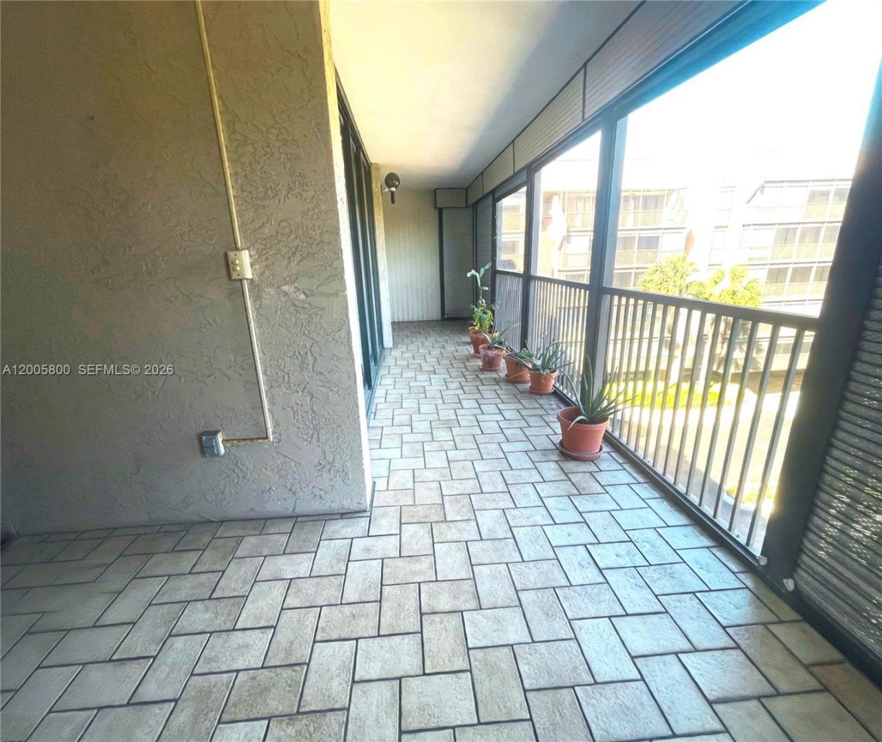 2802 N 46 Ave , Unit 520B, Hollywood, FL 33021 Photo