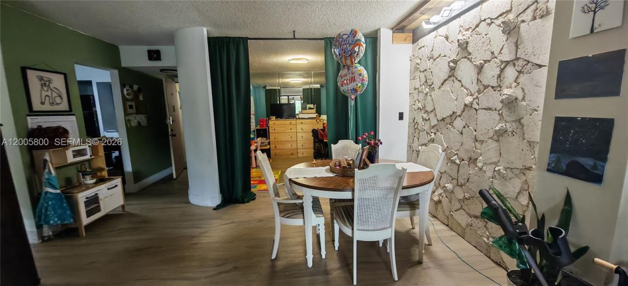 2802 N 46 Ave , Unit 520B, Hollywood, FL 33021 Photo