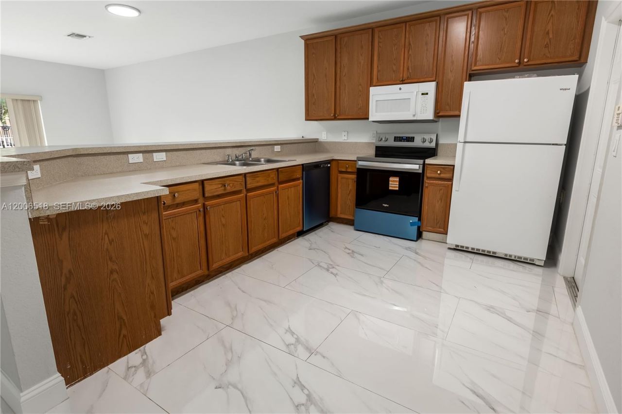 2707 NW 80th Ave, Sunrise, FL 33322 Photo
