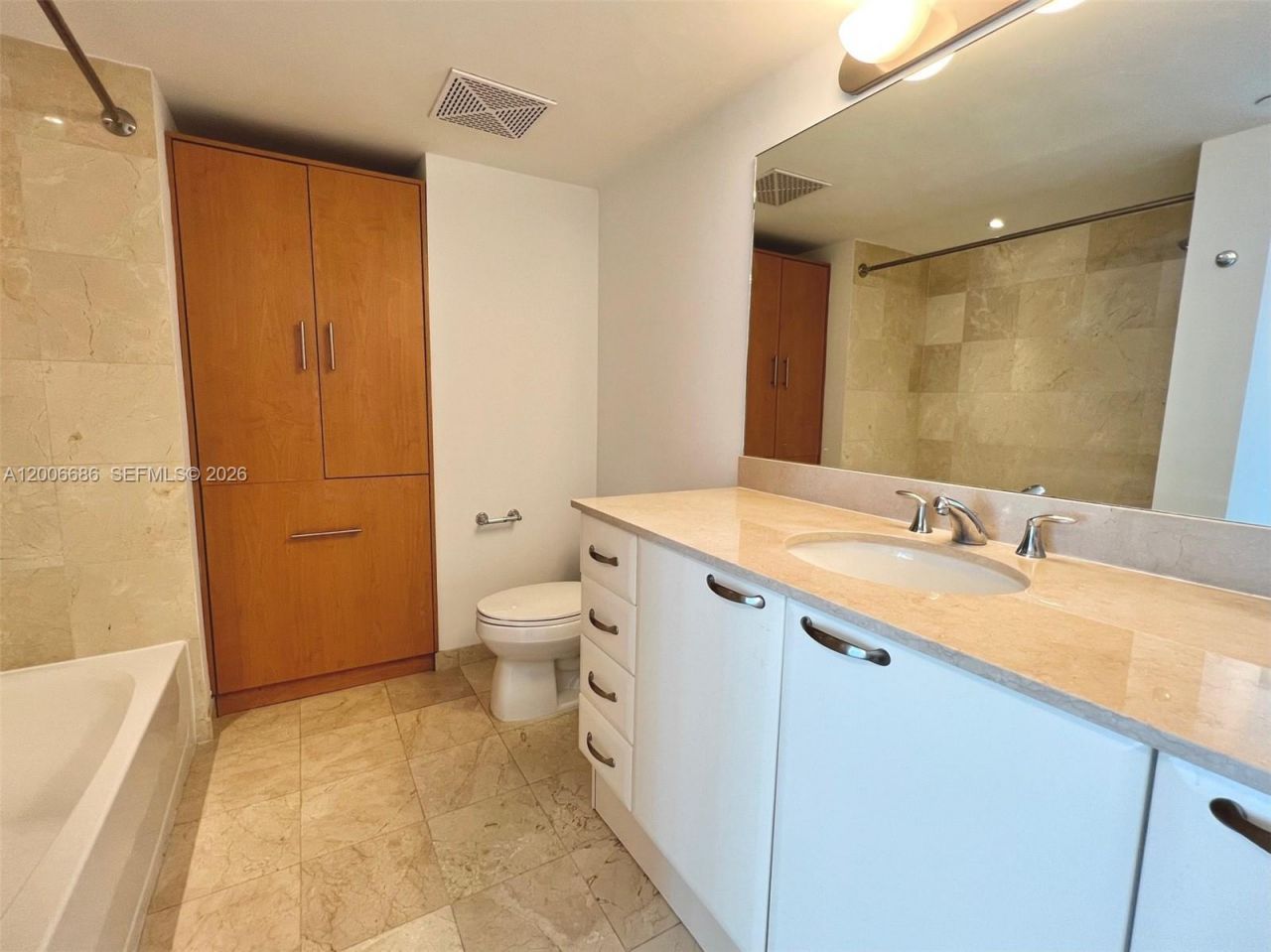 2101 Brickell Ave , Unit 401, Miami, FL 33129 Photo