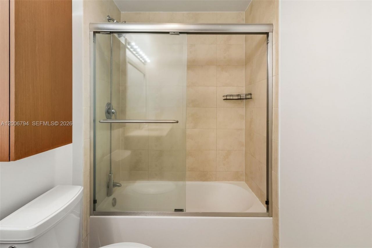 1900 N Bayshore Dr , Unit 3707, Miami, FL 33132 Photo