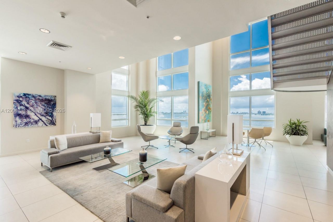 1900 N Bayshore Dr , Unit 3707, Miami, FL 33132 Photo