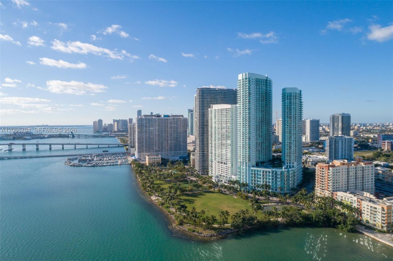 1900 N Bayshore Dr , Unit 3707, Miami, FL 33132 Photo