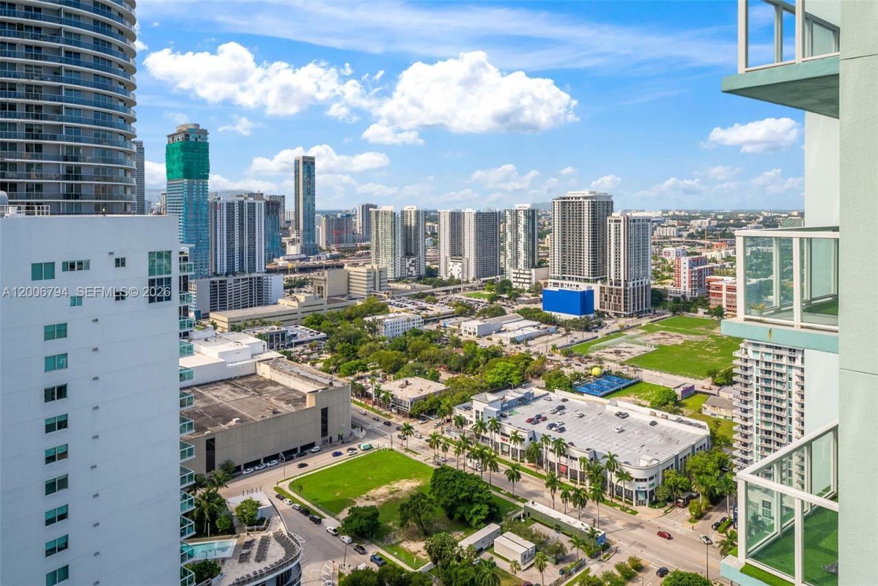 1900 N Bayshore Dr , Unit 3707, Miami, FL 33132 Photo