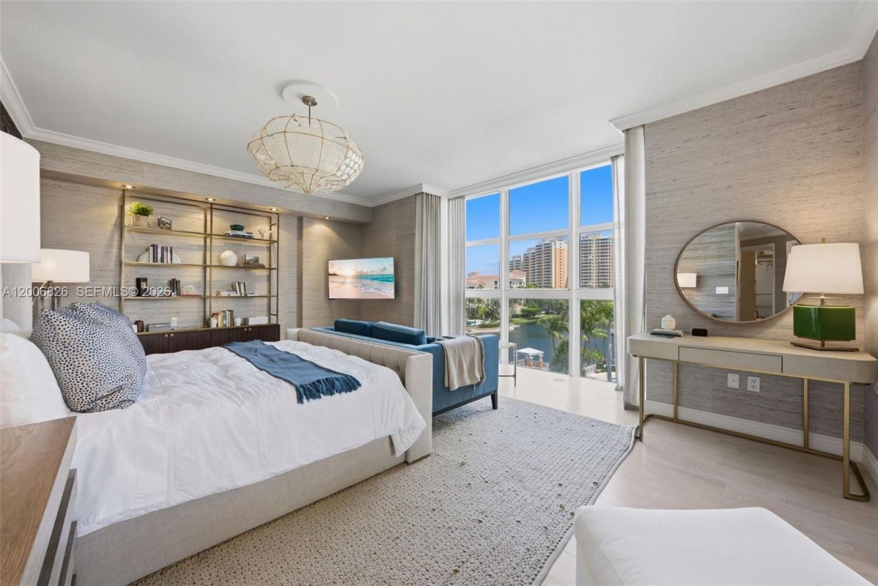 727 Crandon Blvd, Unit 502, Key Biscayne, FL 33149 Photo