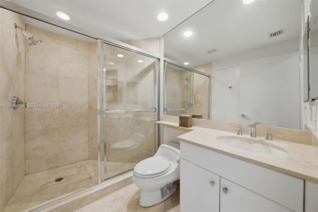 727 Crandon Blvd, Unit 502, Key Biscayne, FL 33149 Photo