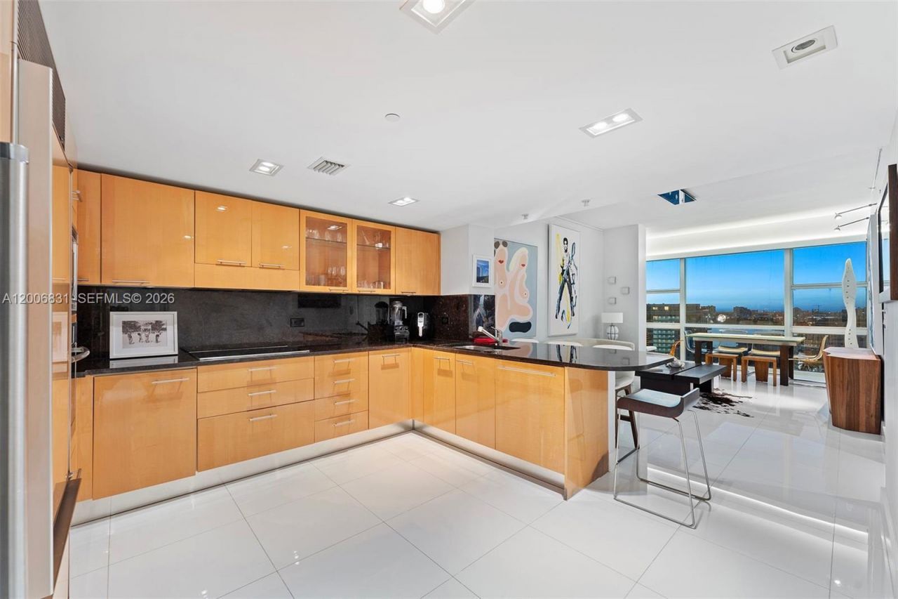 6801 Collins Ave , Unit PH01/02, Miami Beach, FL 33141 Photo
