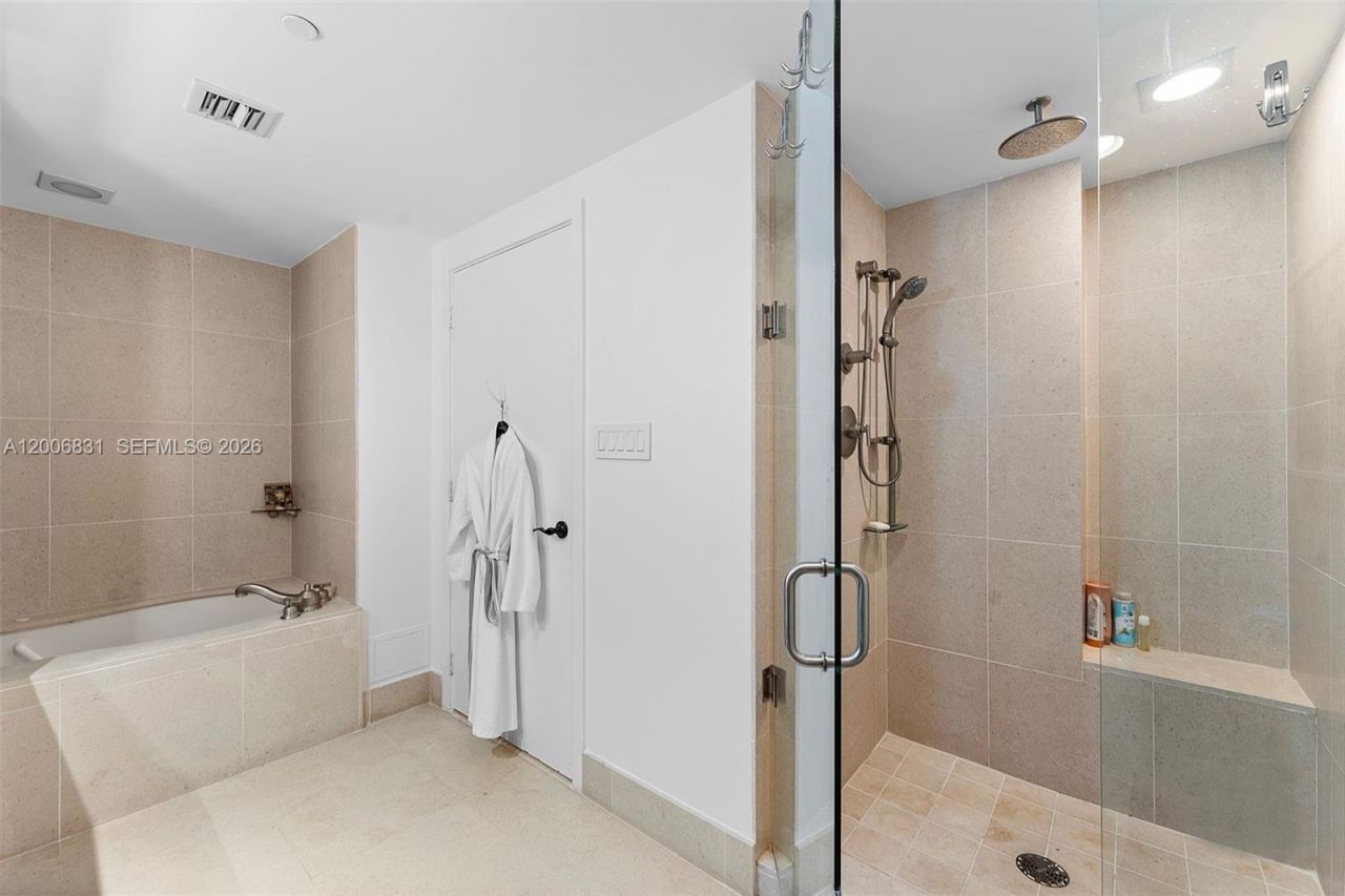 6801 Collins Ave , Unit PH01/02, Miami Beach, FL 33141 Photo