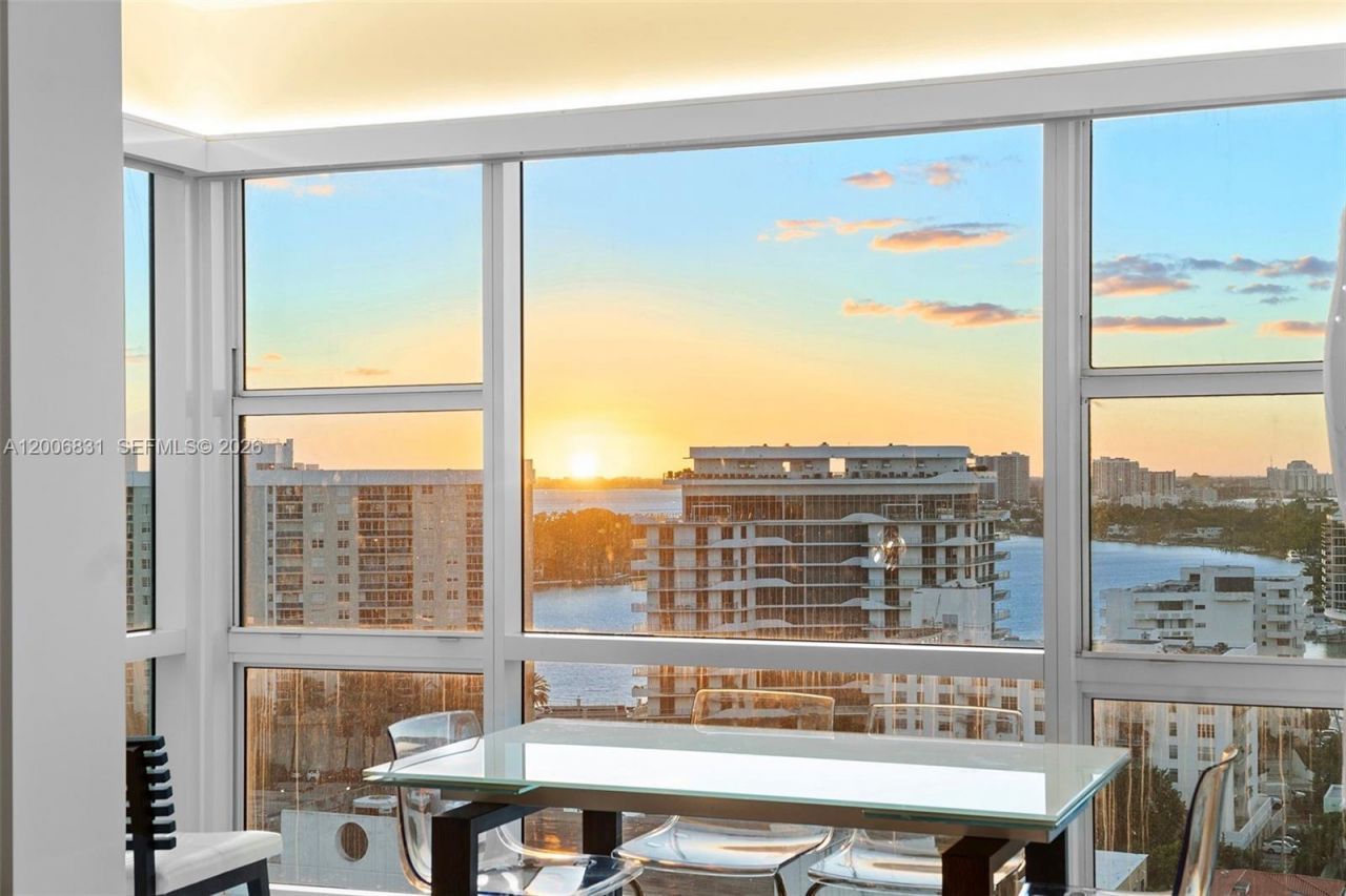 6801 Collins Ave , Unit PH01/02, Miami Beach, FL 33141 Photo
