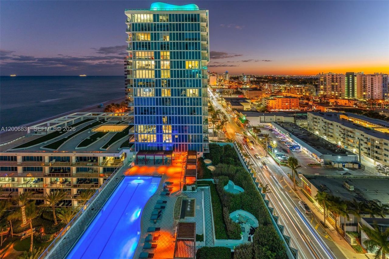 6801 Collins Ave , Unit PH01/02, Miami Beach, FL 33141 Photo