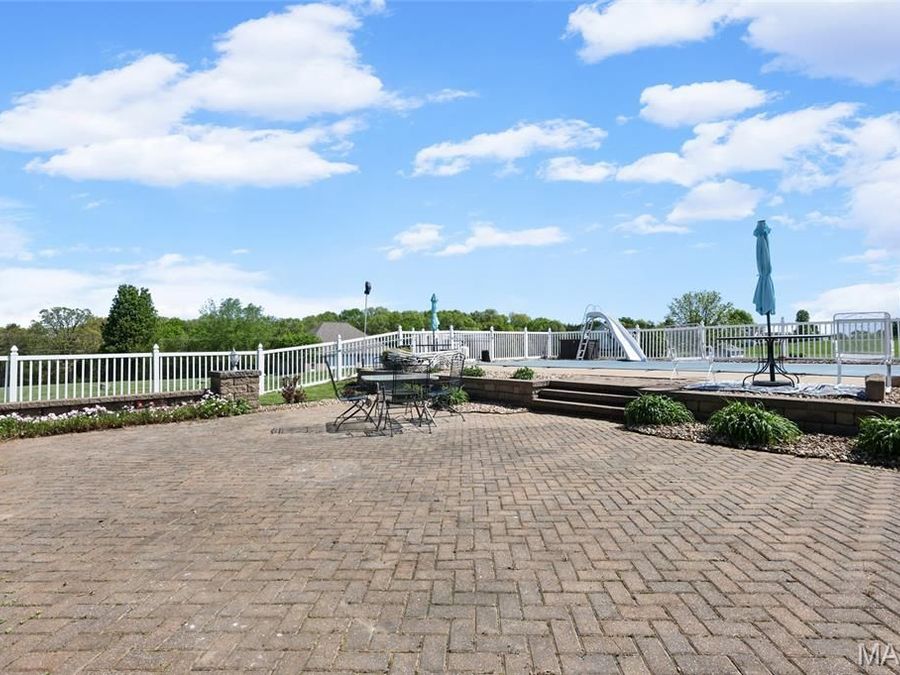 Property Image 75