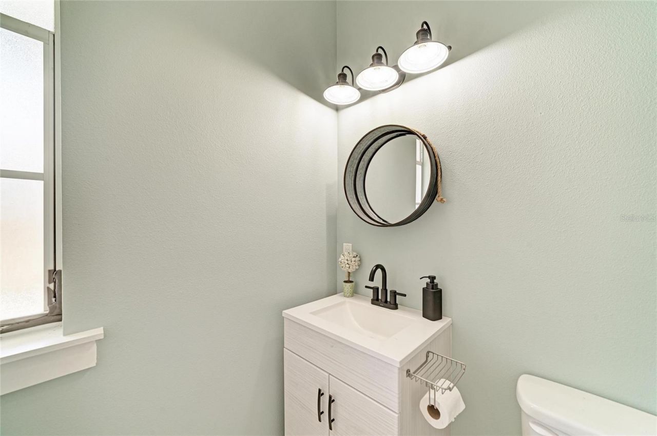 1609 17th Street W, Bradenton, FL 34205 Photo