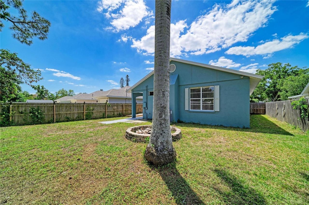 1609 17th Street W, Bradenton, FL 34205 Photo